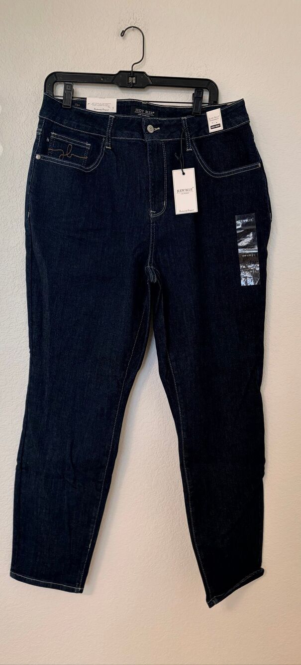 Judy Blue 16W NWT High Waist Dark Wash Straight Leg Jeans 28.5”